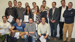 Die Siegergruppe und die Jury (Bild: Fachhochschule Köln)